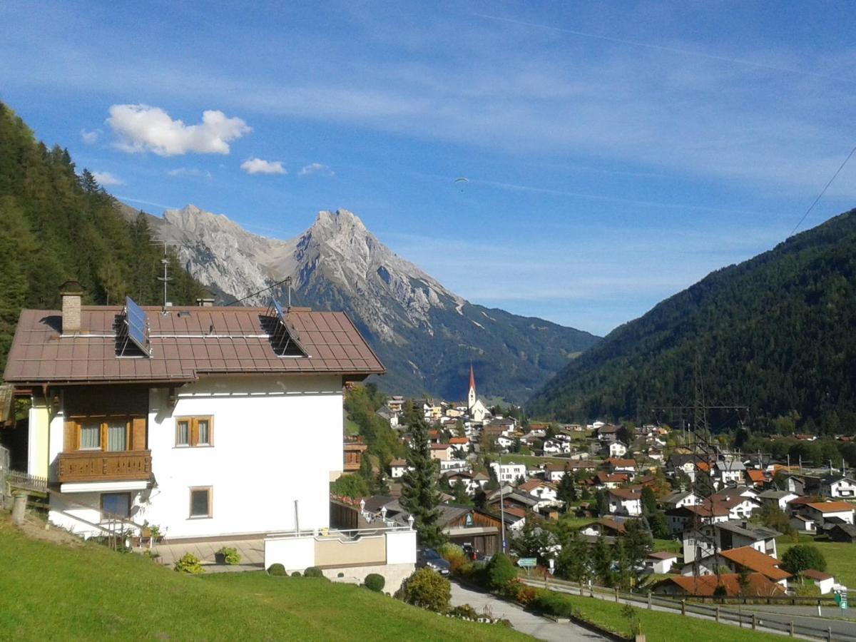 Apart Silke Pettneu am Arlberg Rum bild